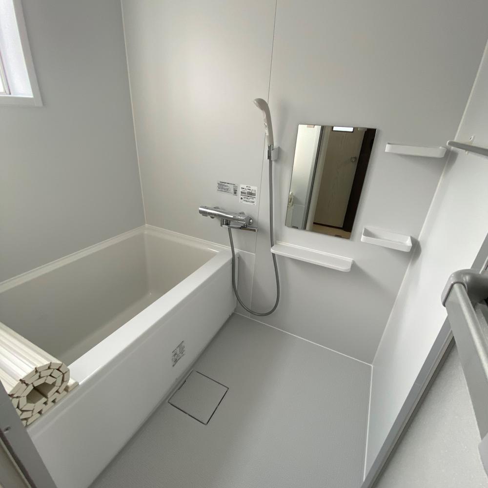賃貸マンション　浴室と内装リフォーム
